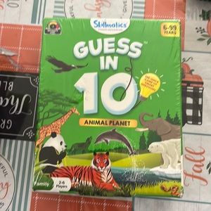 NIP Skillmatics Guess in 10 Animal Planet Guessing game